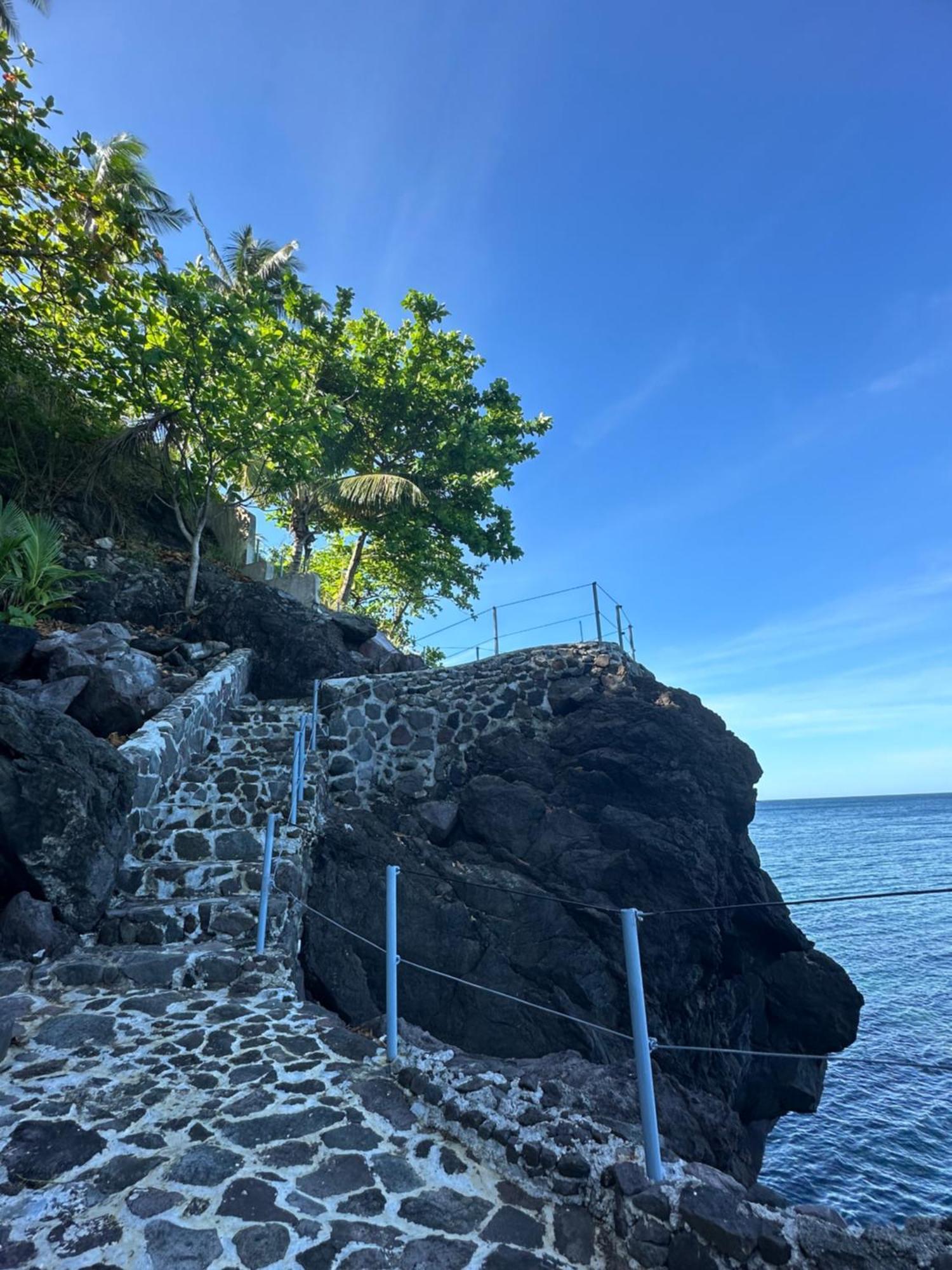 Tongatok Cliff Resort Mambajao Bagian luar foto