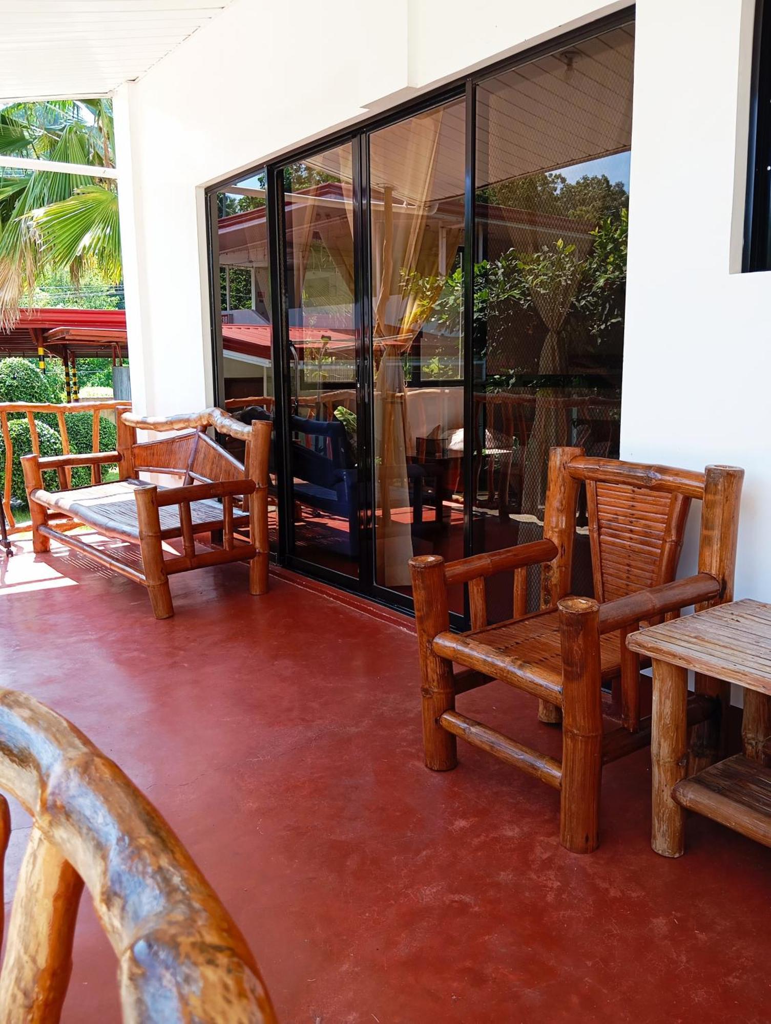 Tongatok Cliff Resort Mambajao Bagian luar foto